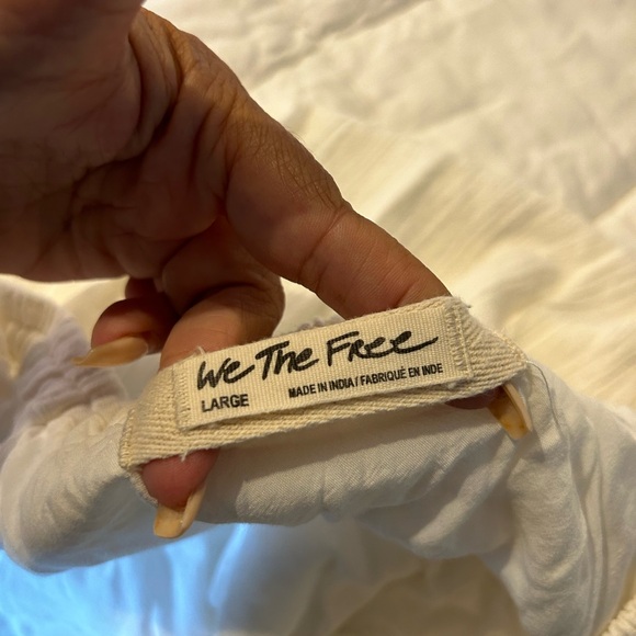 ❗️SOLD❗️We The Free Cream Blousy Crop Top - Picture 7 of 10